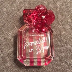 Victoria's Secret bombshell in bloom 1.7oz